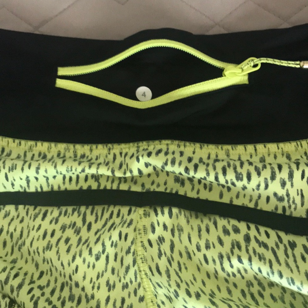 Size 4 Clarity Yellow Speed Short - TRADED